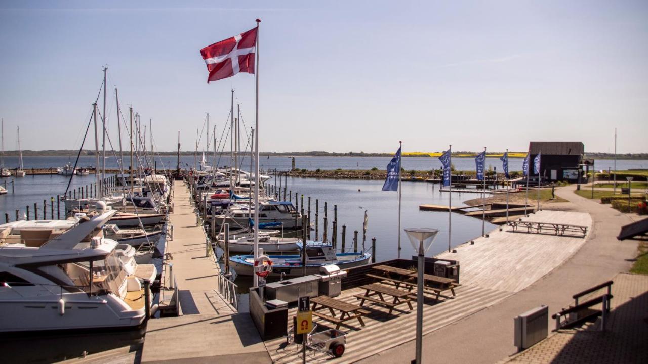 Hotel Strandtangen Skive Exterior photo